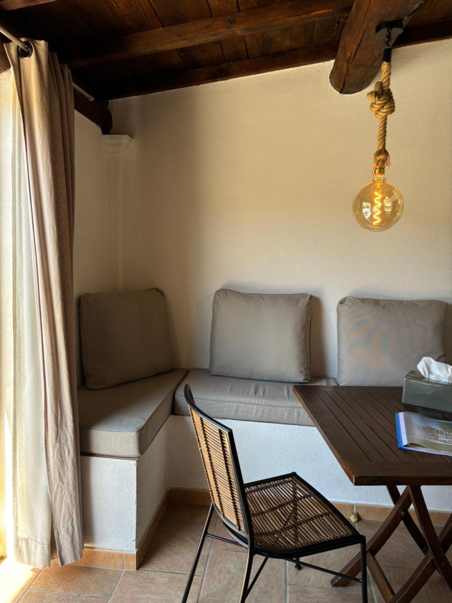 Double or Twin Room Garden View