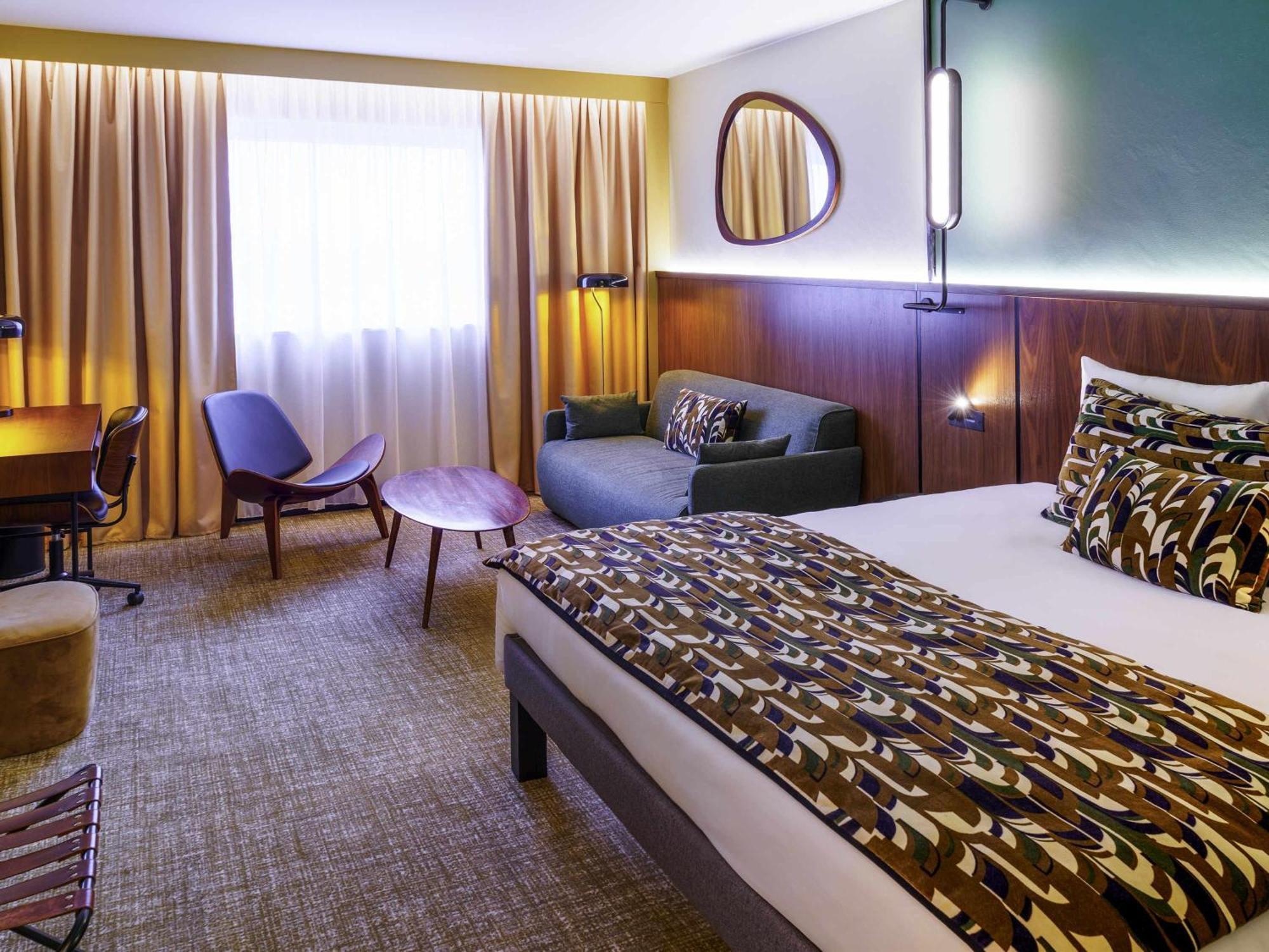 Executive Double Room Bathtub